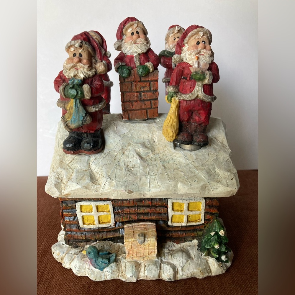Vintage Cedar Creek Collection Santa Holiday House with 5 Cheese Spreaders Set
